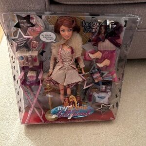 Barbie My Scene Goes Hollywood Lindsay Lohan Doll Gift Set Mattel (2005)